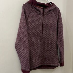 Smartwool women’s large Zip-Up Quilted Maroon Sweatshirt